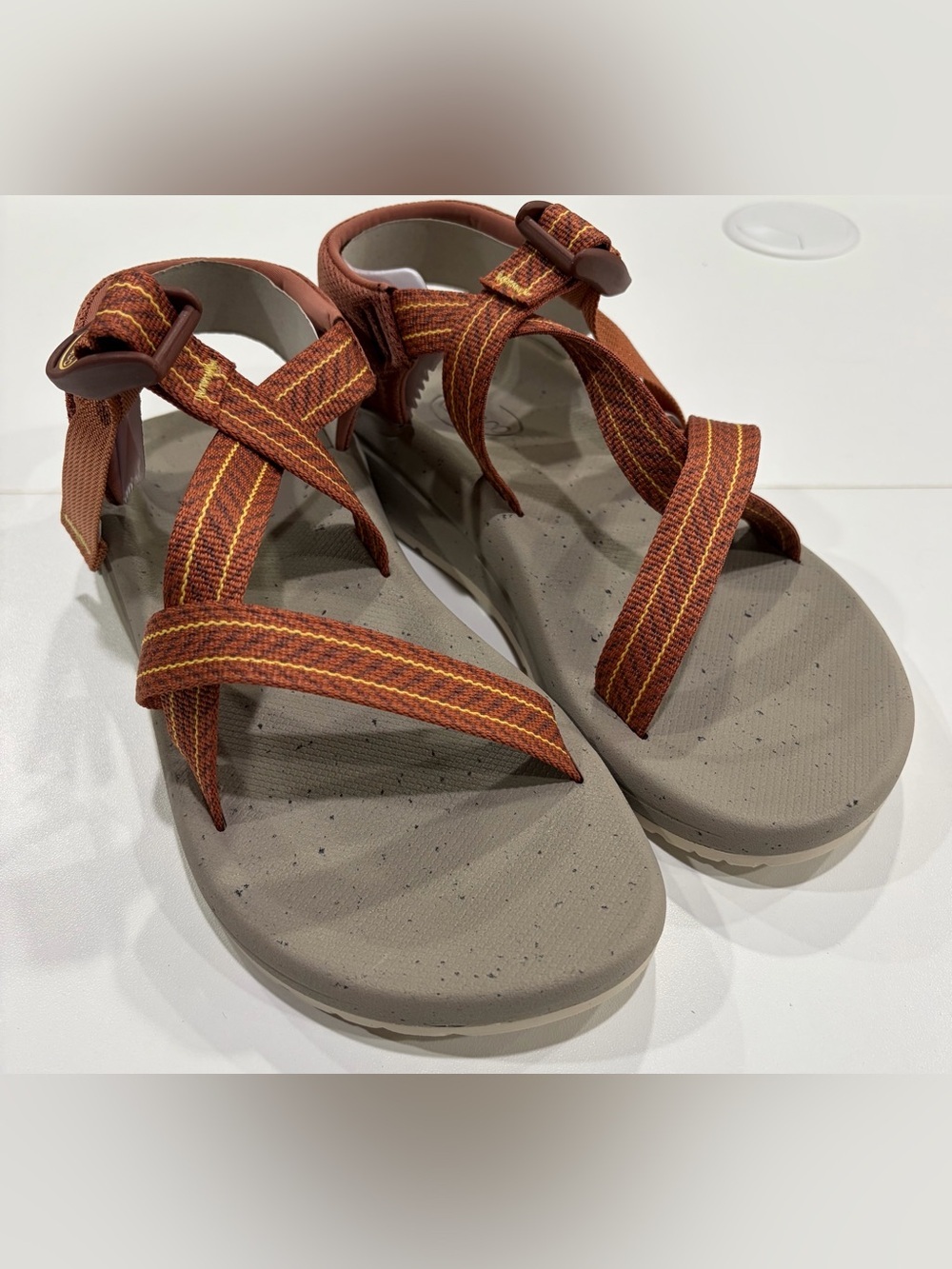 Chaco Women's Size 8 CushZ Sport Sandals Water Shoes Brown Tan NWT Adjustable